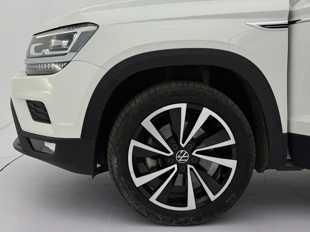 Volkswagen Tharu — фото 22