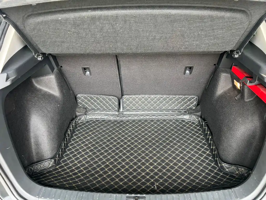 Volkswagen Tharu — фото 21