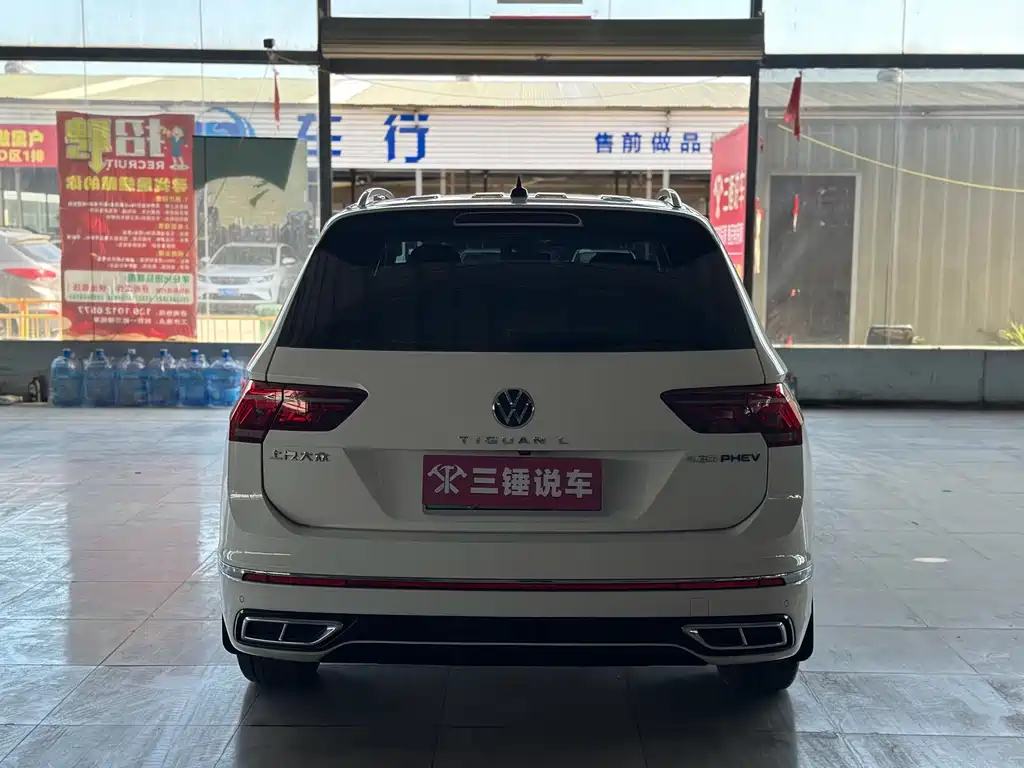 Volkswagen Tiguan L PHEV — фото 14