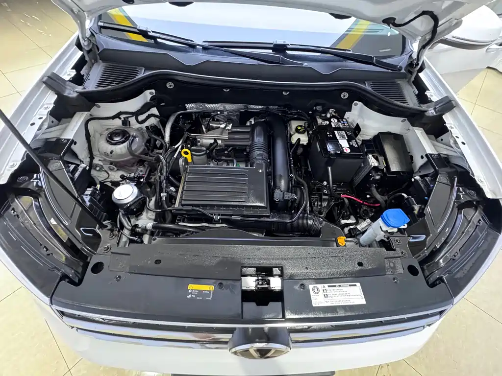 Volkswagen Tharu — фото 8