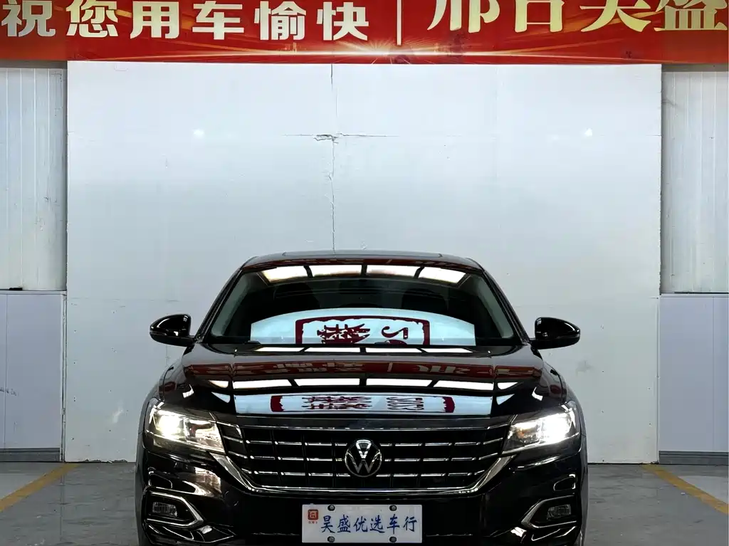 Volkswagen Passat — фото 2