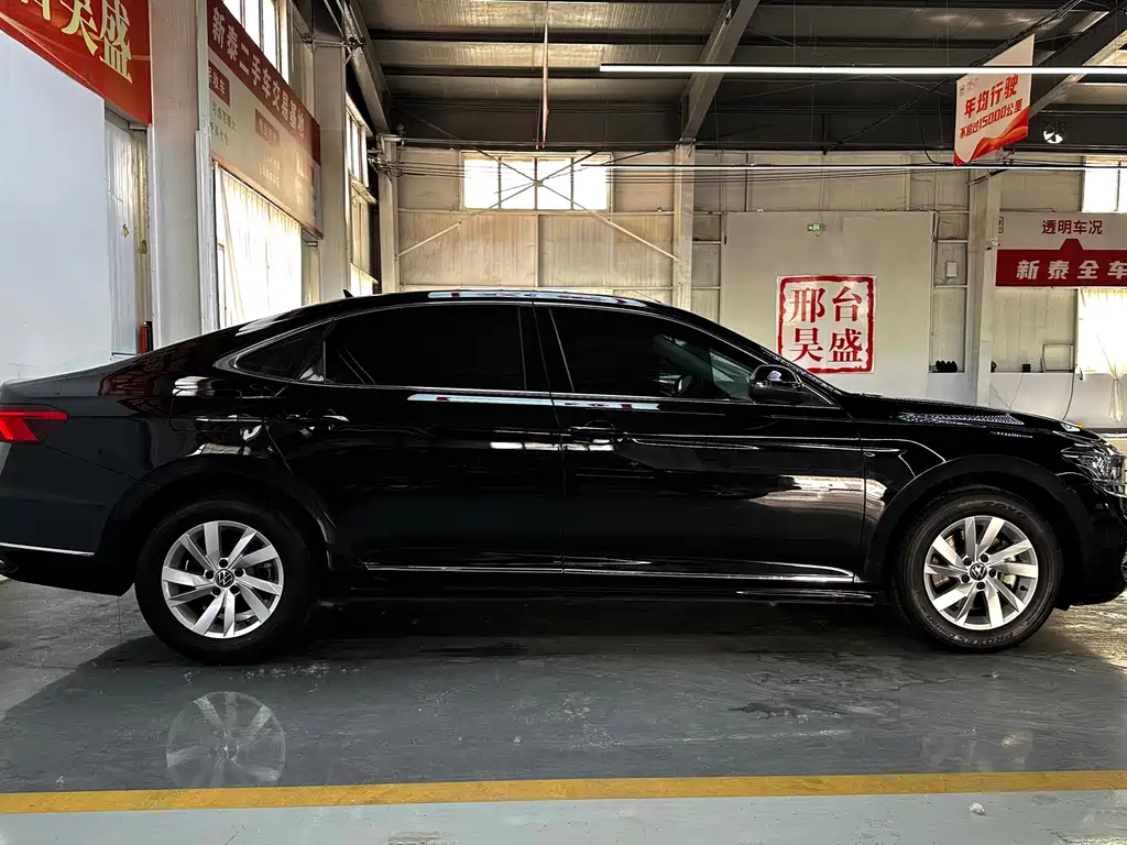 Volkswagen Passat — фото 4