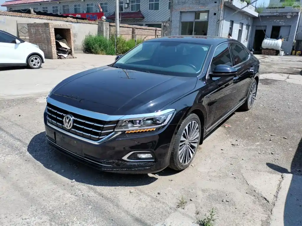 Volkswagen Passat — фото 2