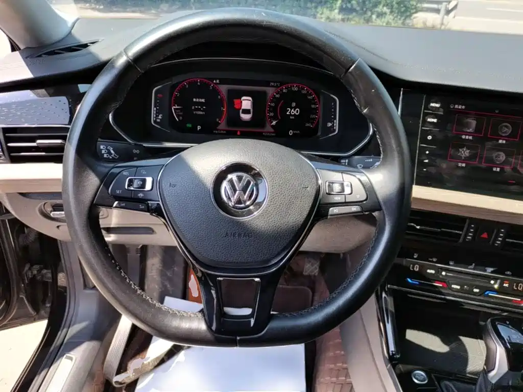 Volkswagen Passat — фото 11