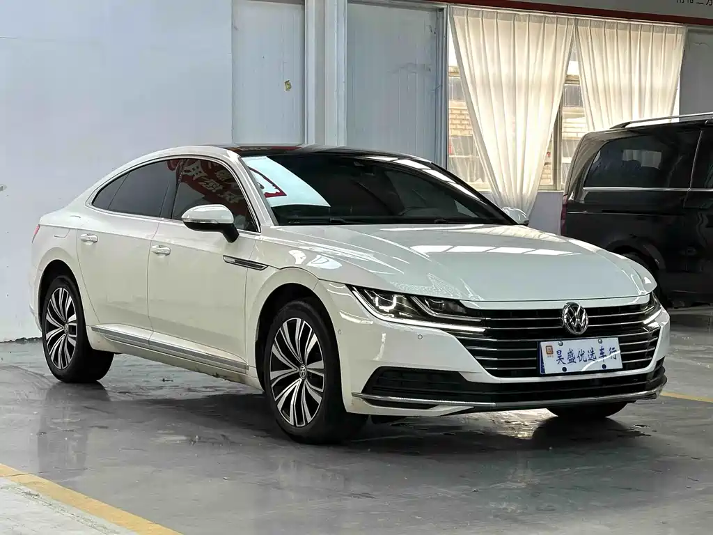 Volkswagen CC — фото 3