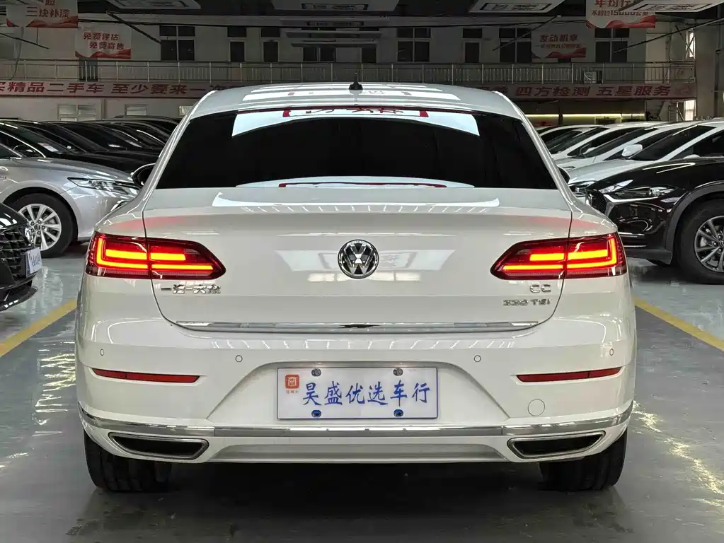 Volkswagen CC — фото 7