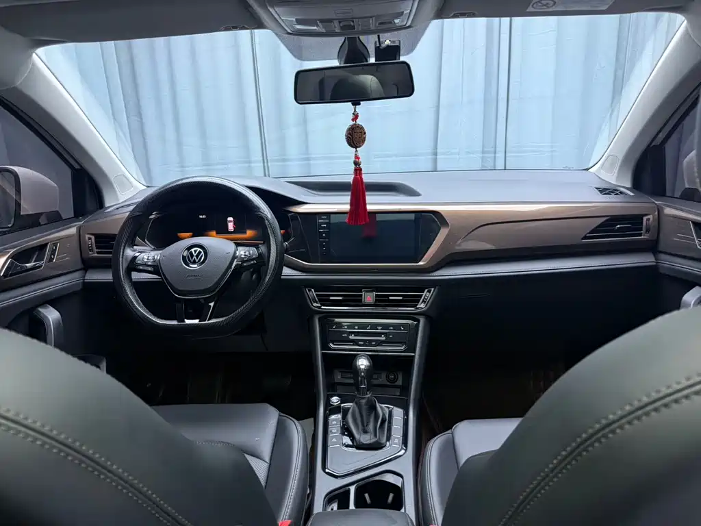 Volkswagen Tharu — фото 11