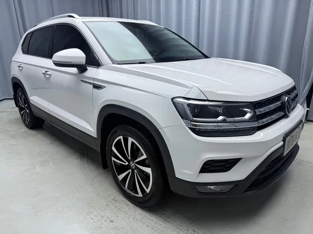 Volkswagen Tharu — фото 3