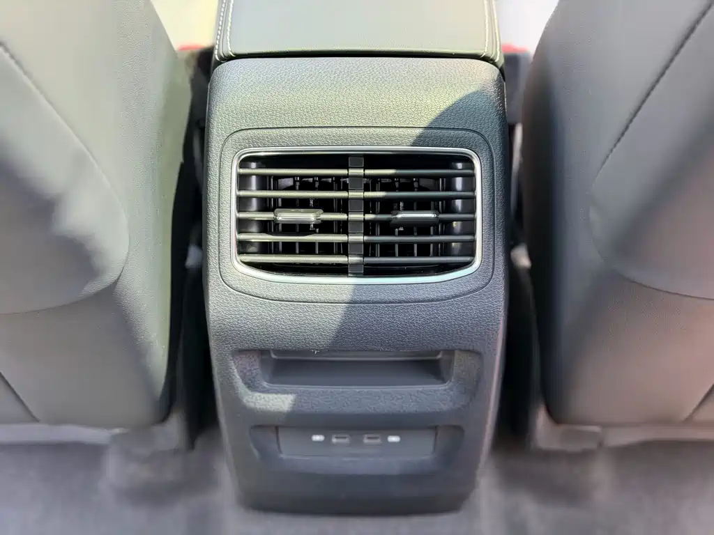 Volkswagen ID.4 Crozz — фото 14