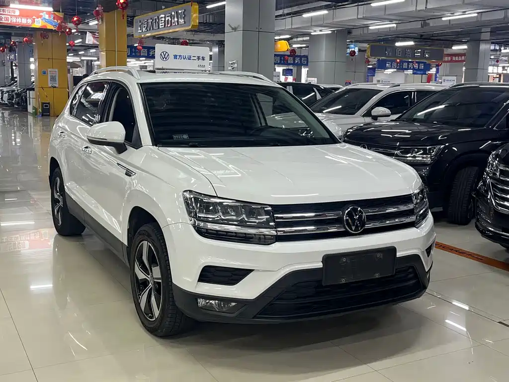 Volkswagen Tharu — фото 3
