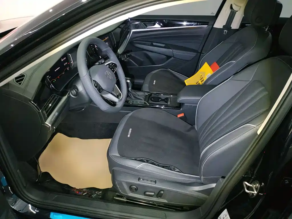 Volkswagen Passat — фото 15