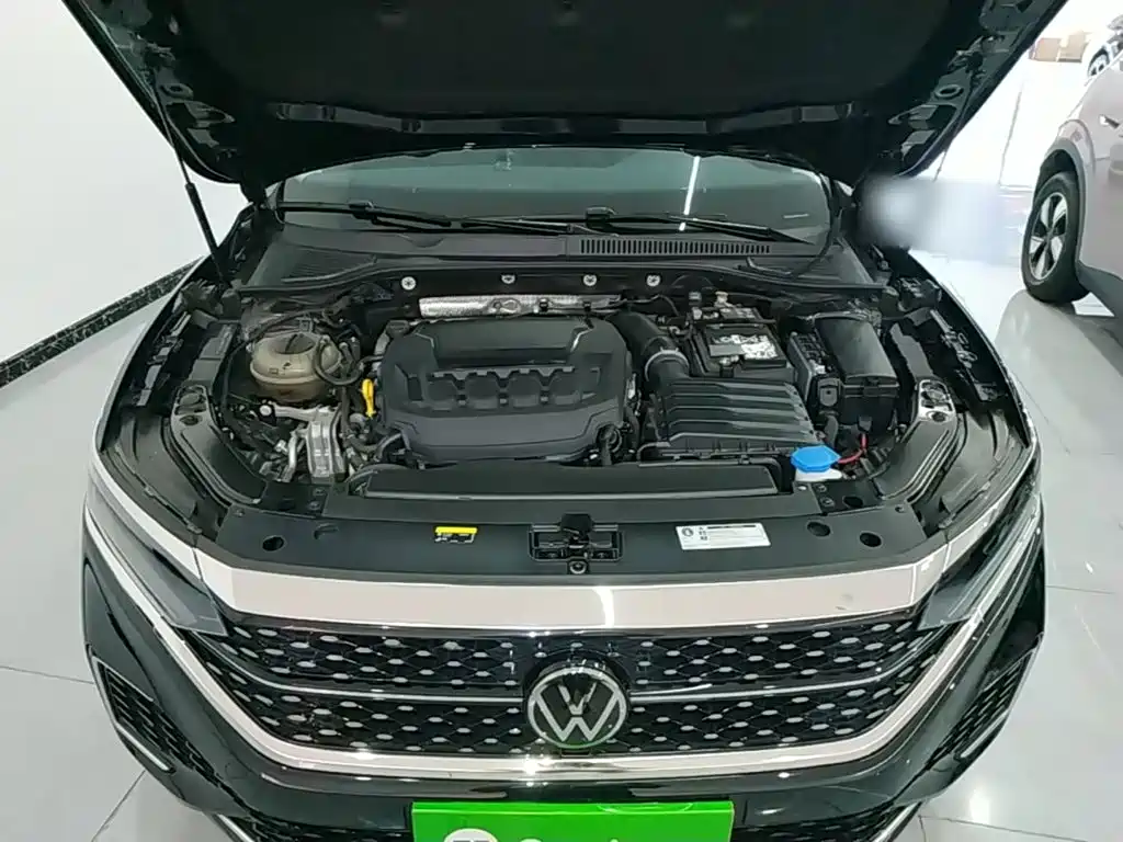 Volkswagen Passat — фото 20