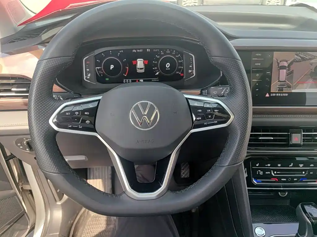Volkswagen Tharu — фото 11