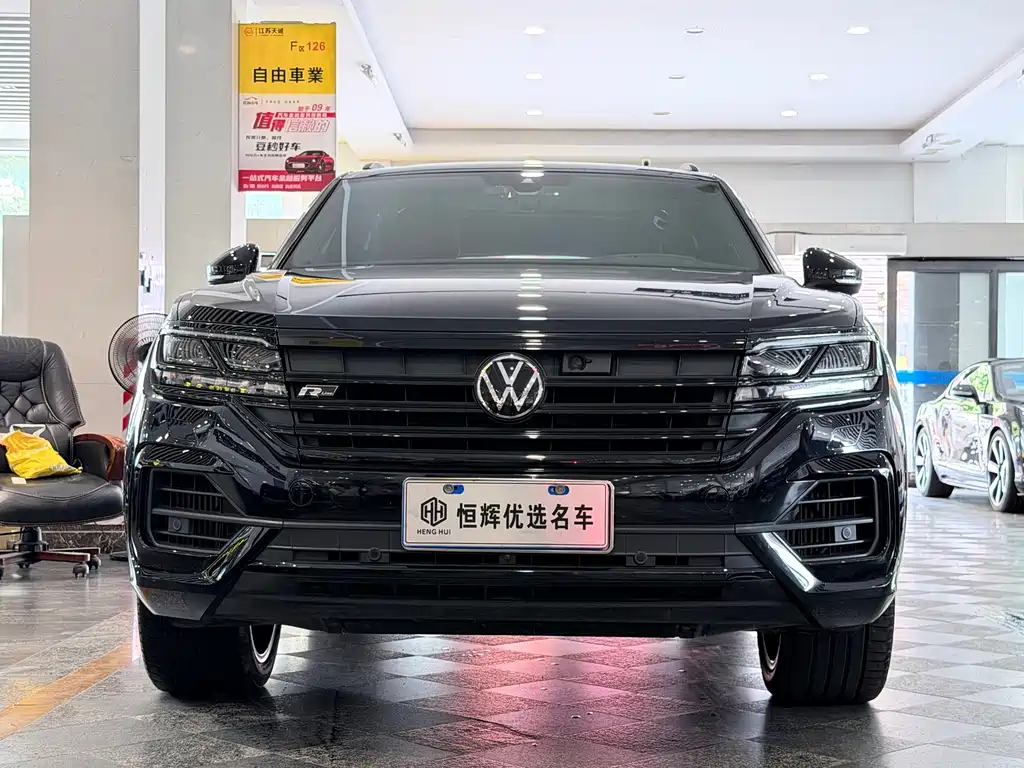 Volkswagen Touareg — фото 2
