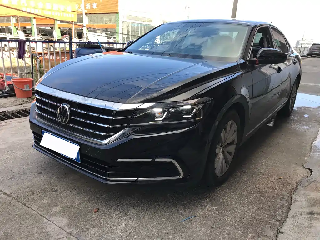 Volkswagen Passat — фото 2