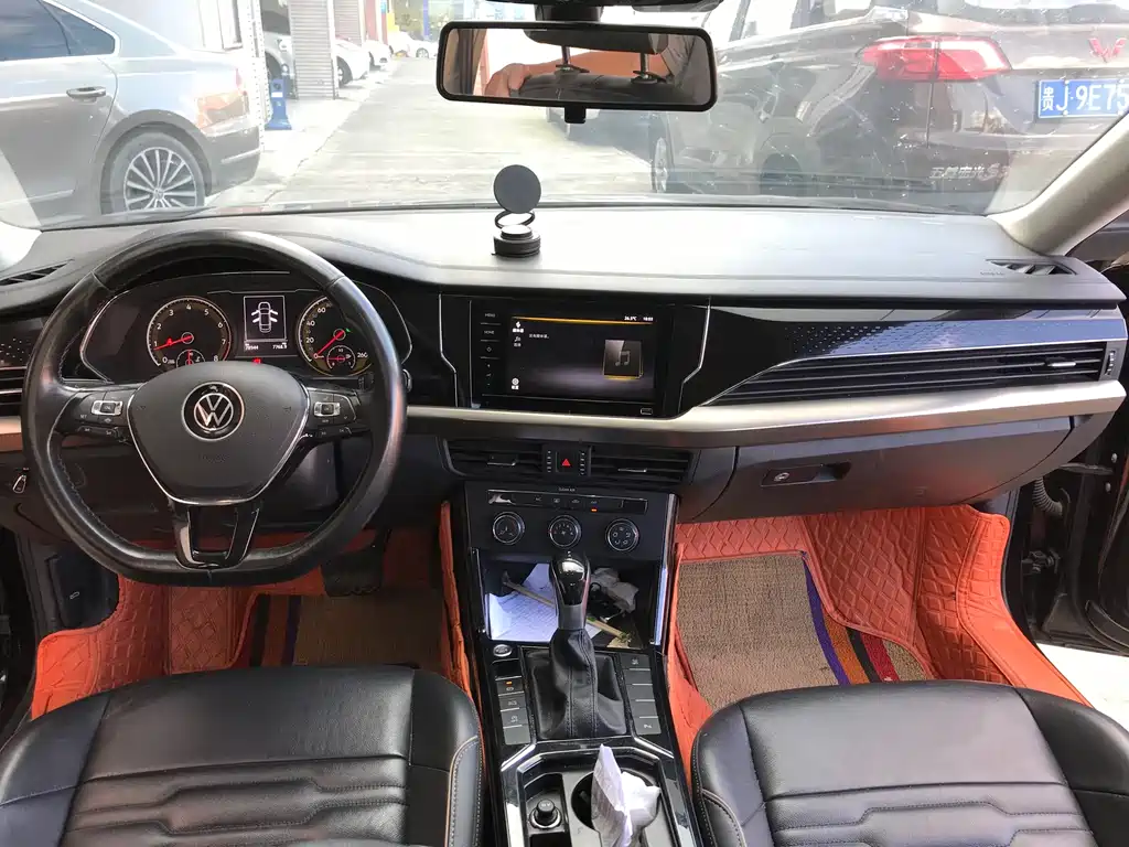 Volkswagen Passat — фото 8