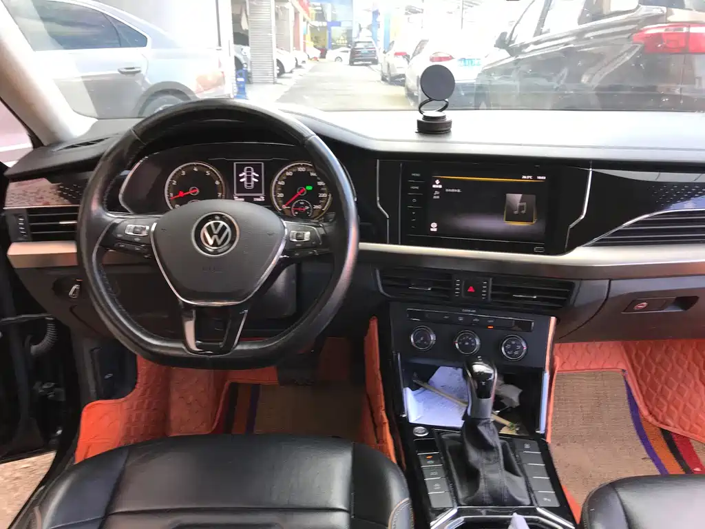 Volkswagen Passat — фото 9