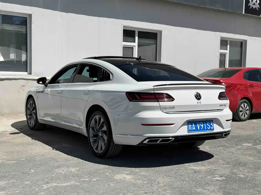 Volkswagen CC — фото 3