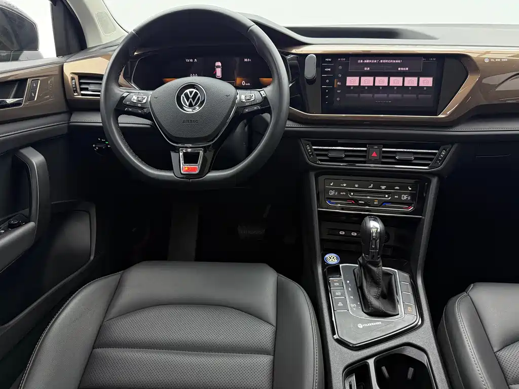 Volkswagen Tharu — фото 11