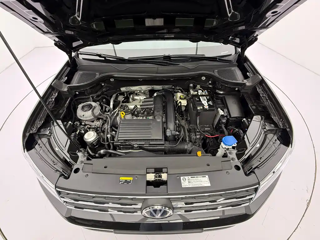 Volkswagen Tharu — фото 8