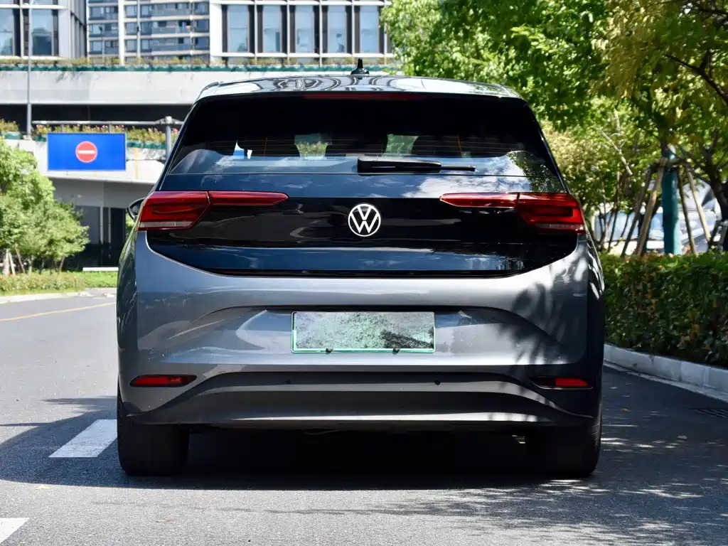Volkswagen ID.3 — фото 5