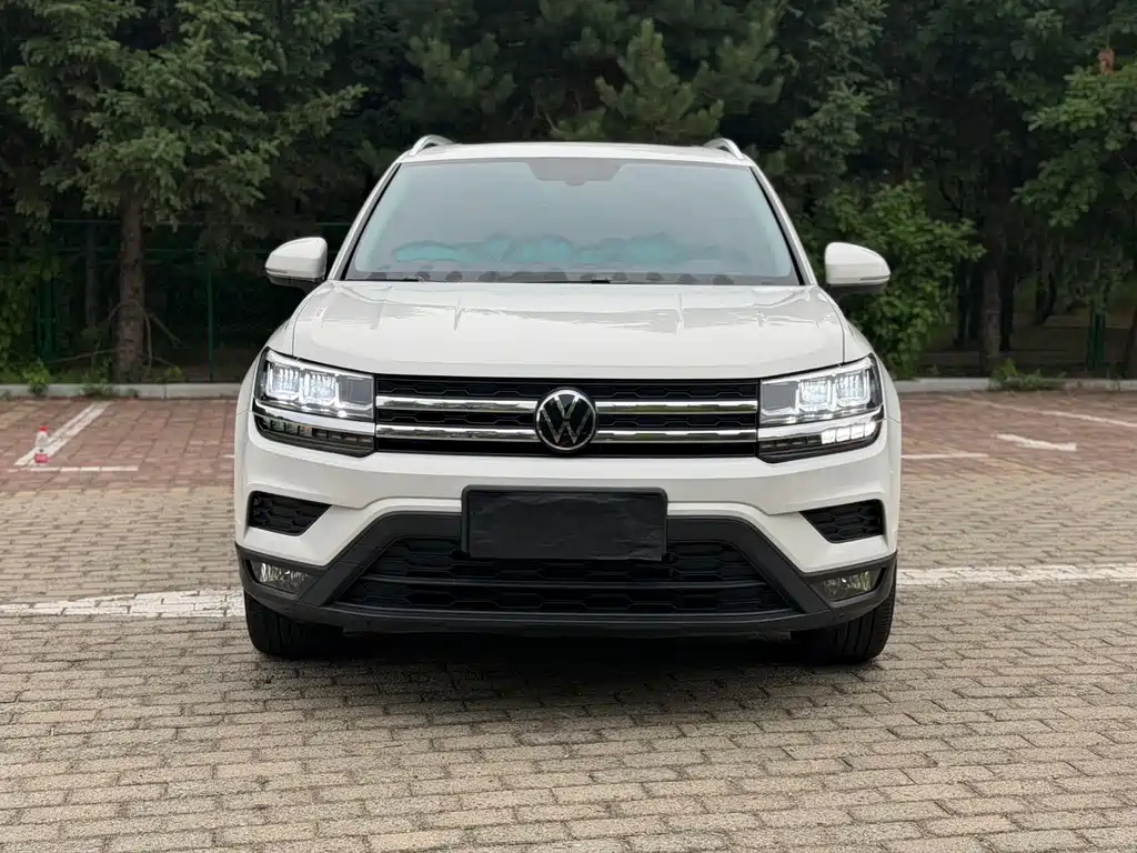Volkswagen Tharu — фото 2