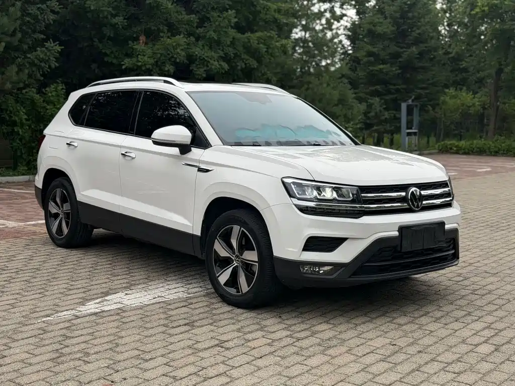 Volkswagen Tharu — фото 3