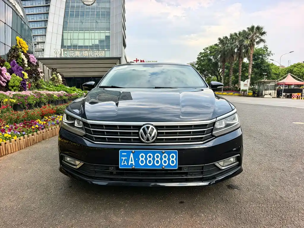 Volkswagen Passat — фото 2