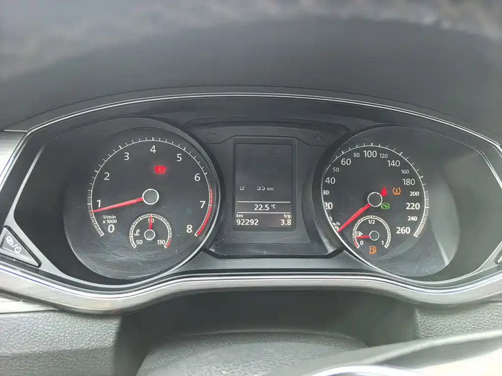Volkswagen Passat — фото 13