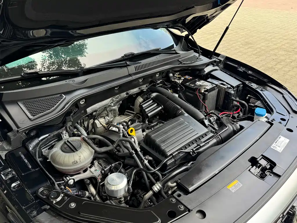 Volkswagen Passat — фото 13