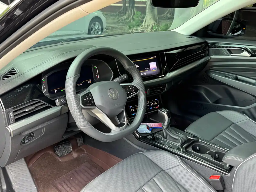 Volkswagen Passat — фото 17