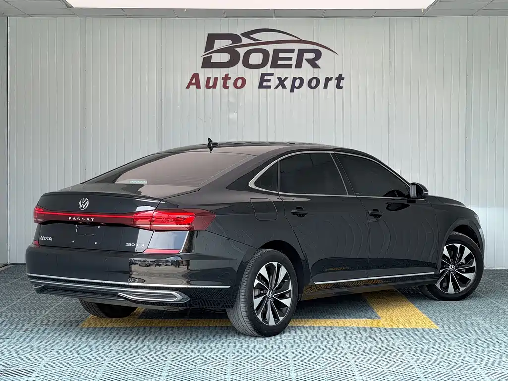 Volkswagen Passat — фото 5