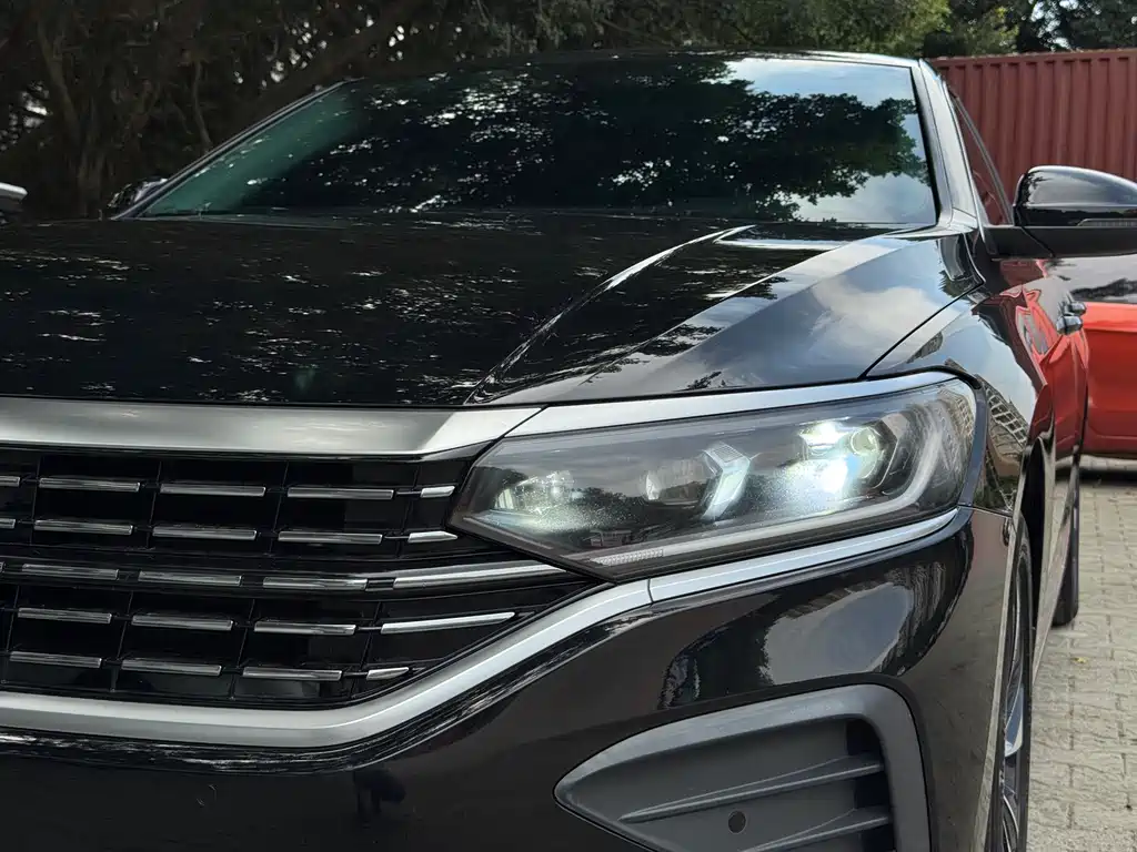 Volkswagen Passat — фото 8