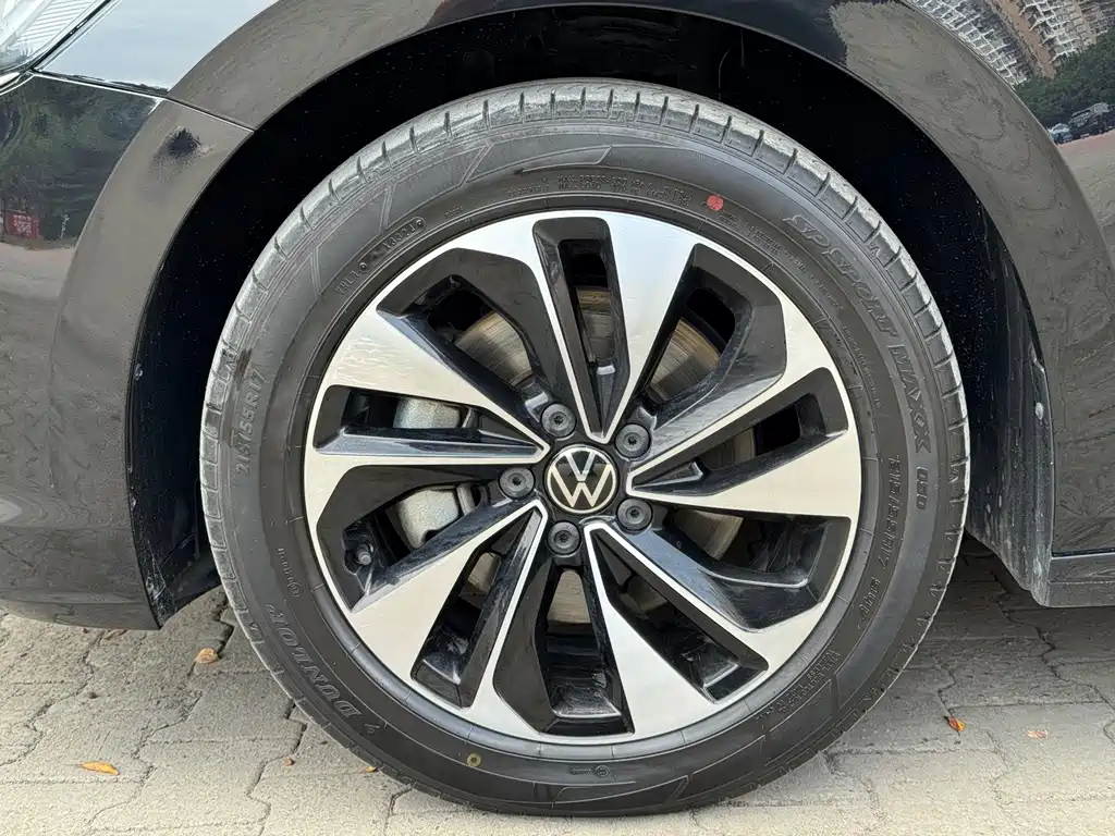 Volkswagen Passat — фото 9