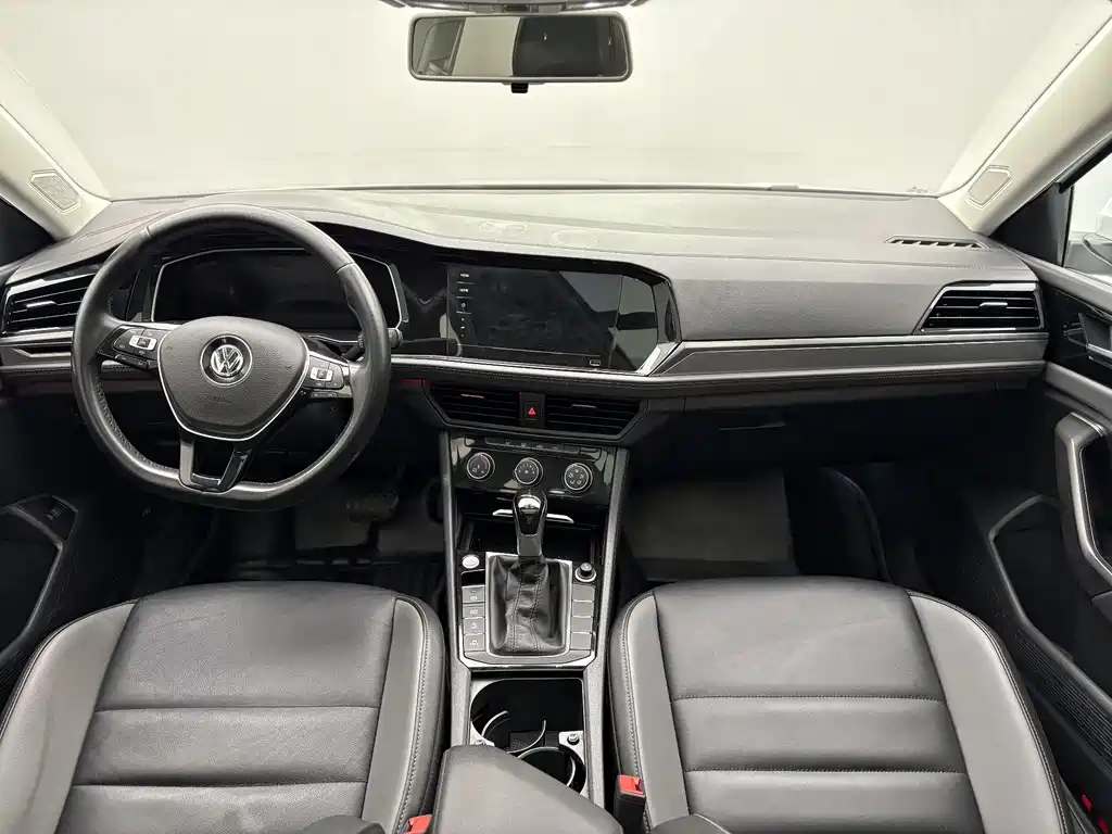 Volkswagen Sagitar — фото 7
