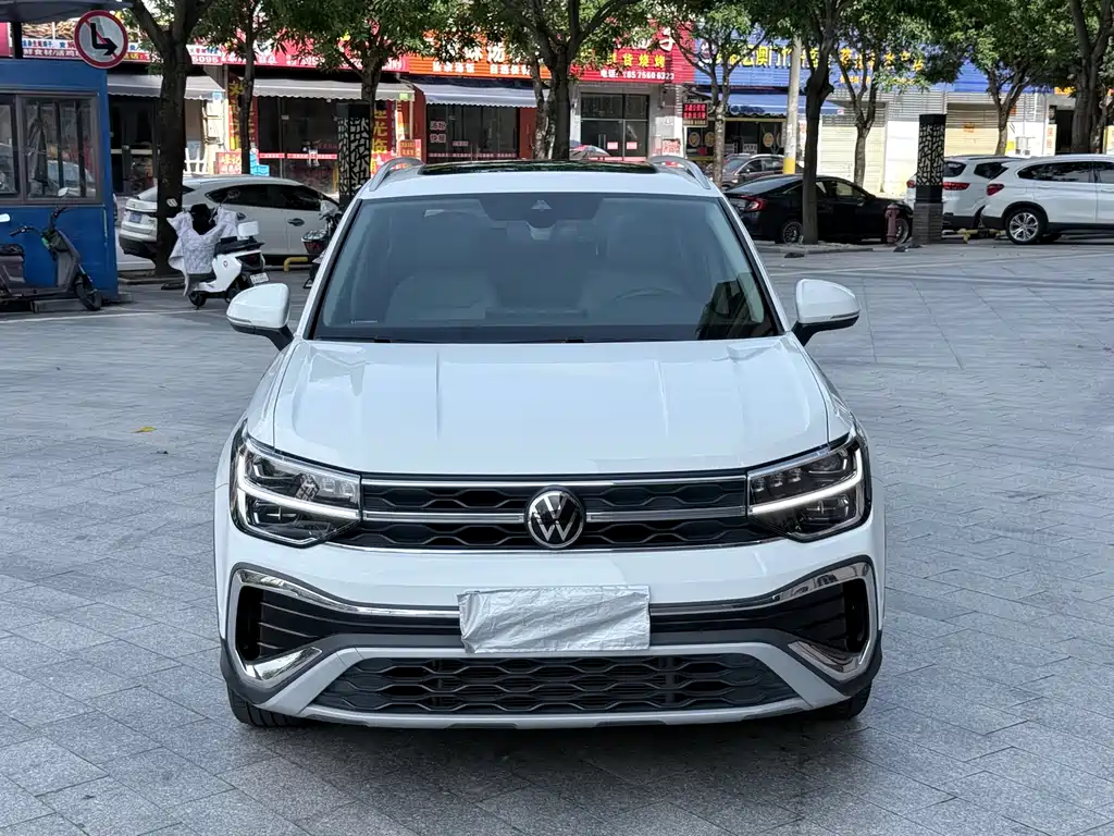 Volkswagen Tharu — фото 2