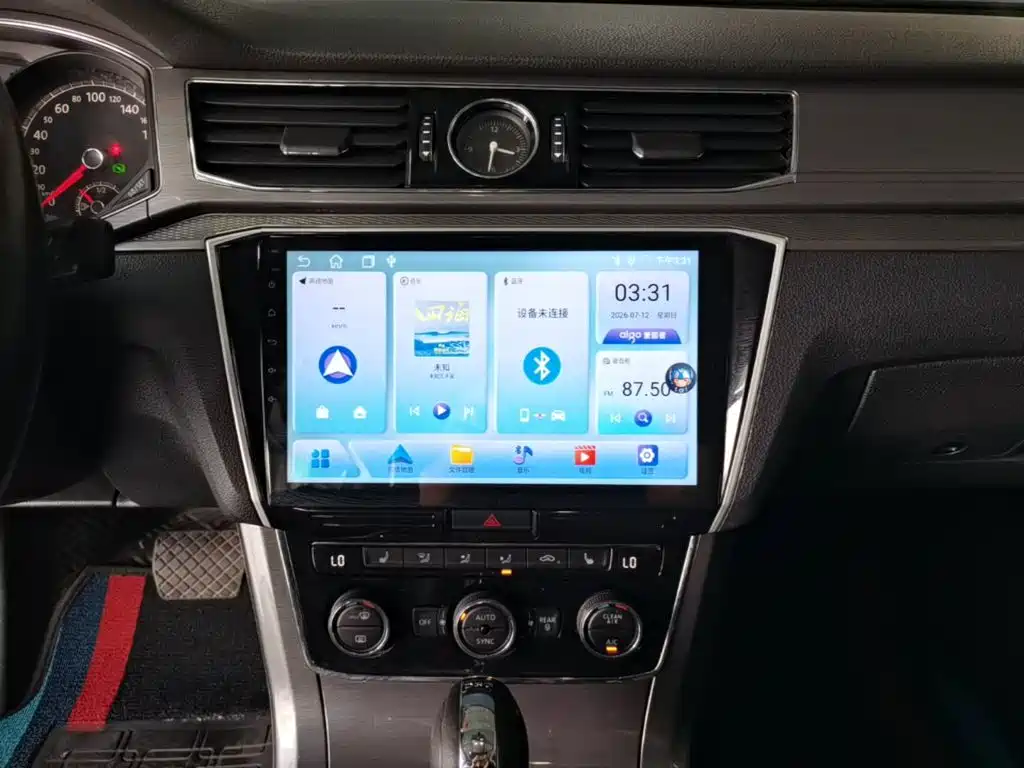 Volkswagen Passat — фото 13