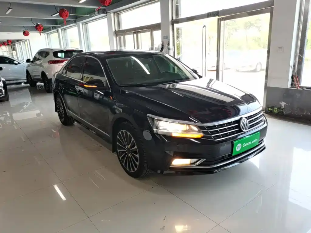 Volkswagen Passat — фото 4