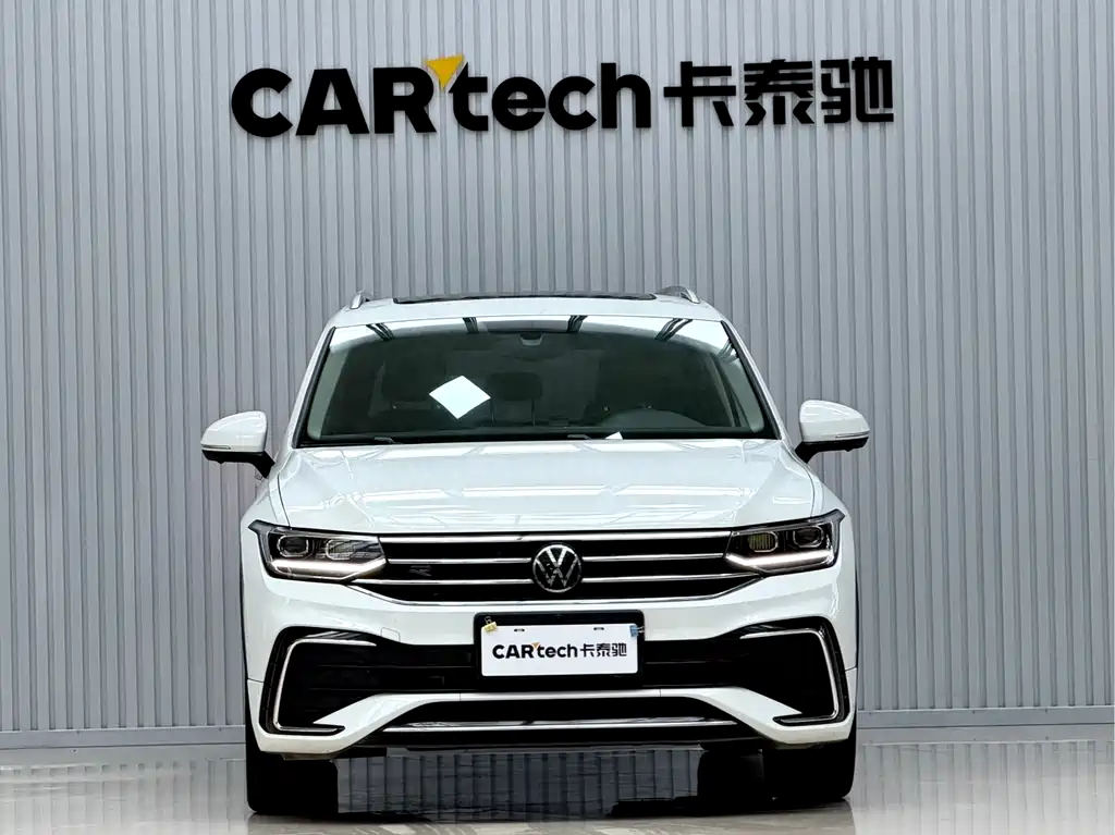 Volkswagen Tiguan L — фото 5