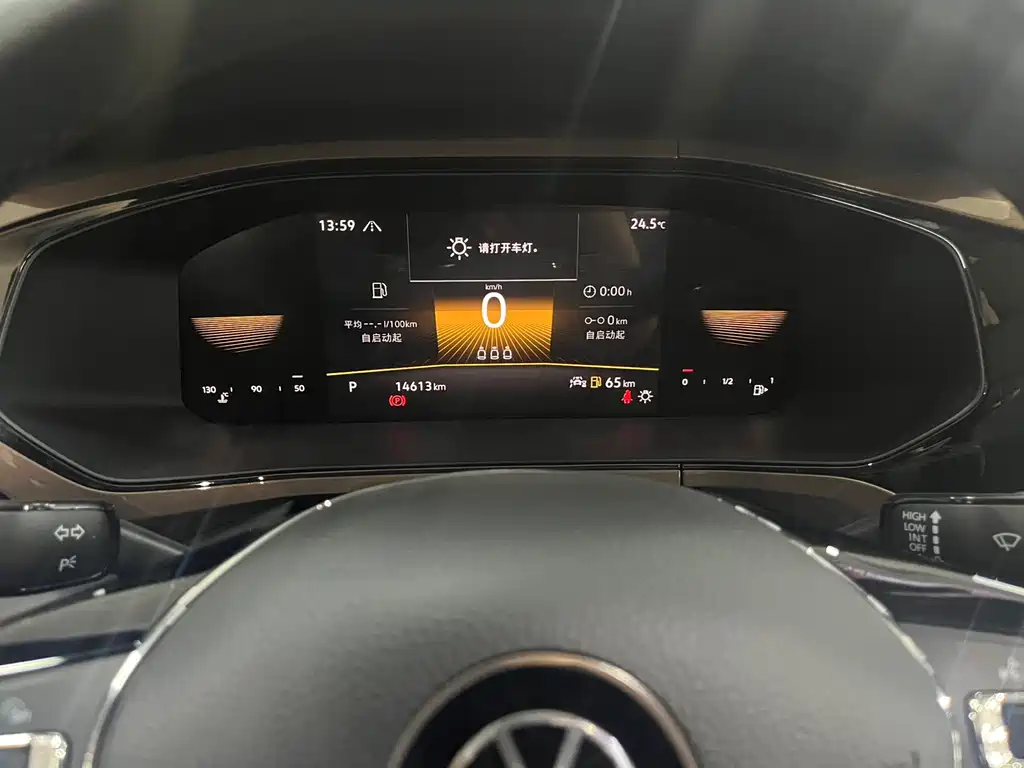Volkswagen Tharu — фото 11