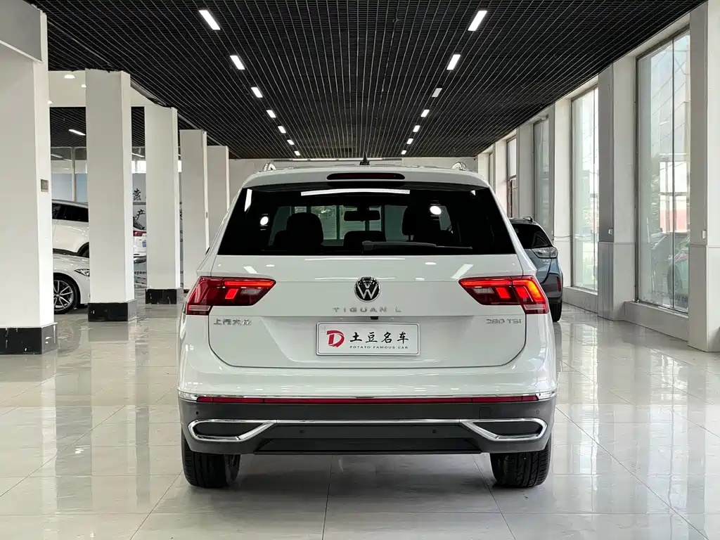 Volkswagen Tiguan L — фото 5