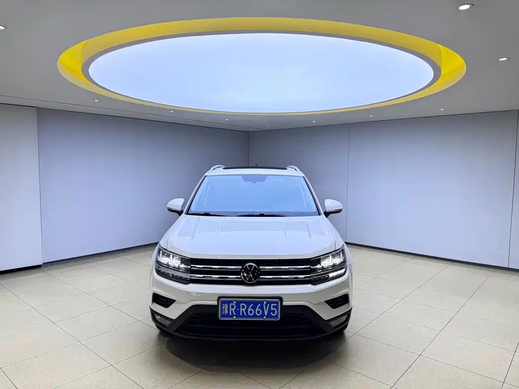 Volkswagen Tharu — фото 2