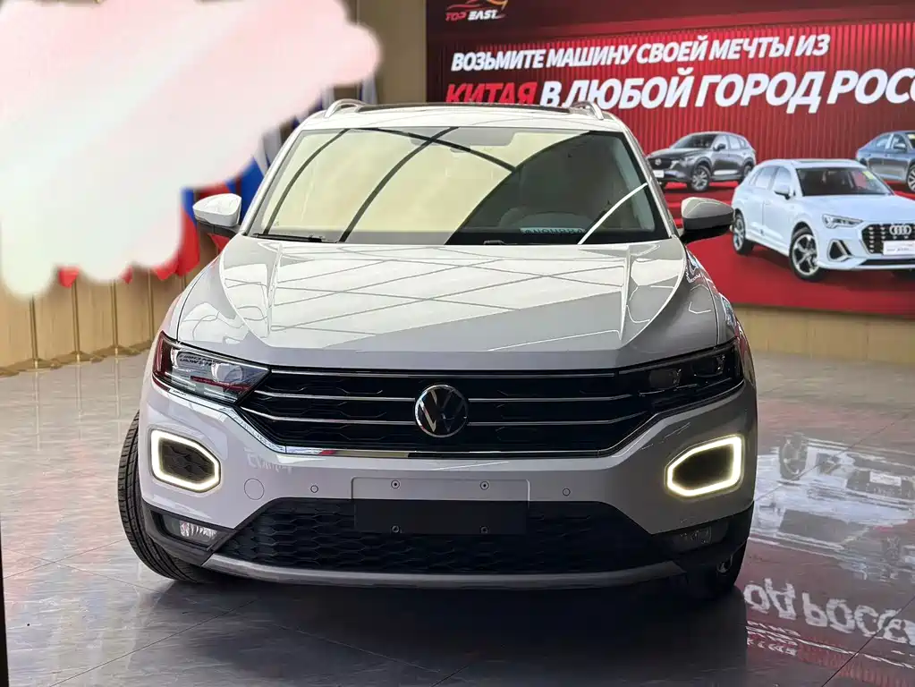 Volkswagen T-Roc — фото 2