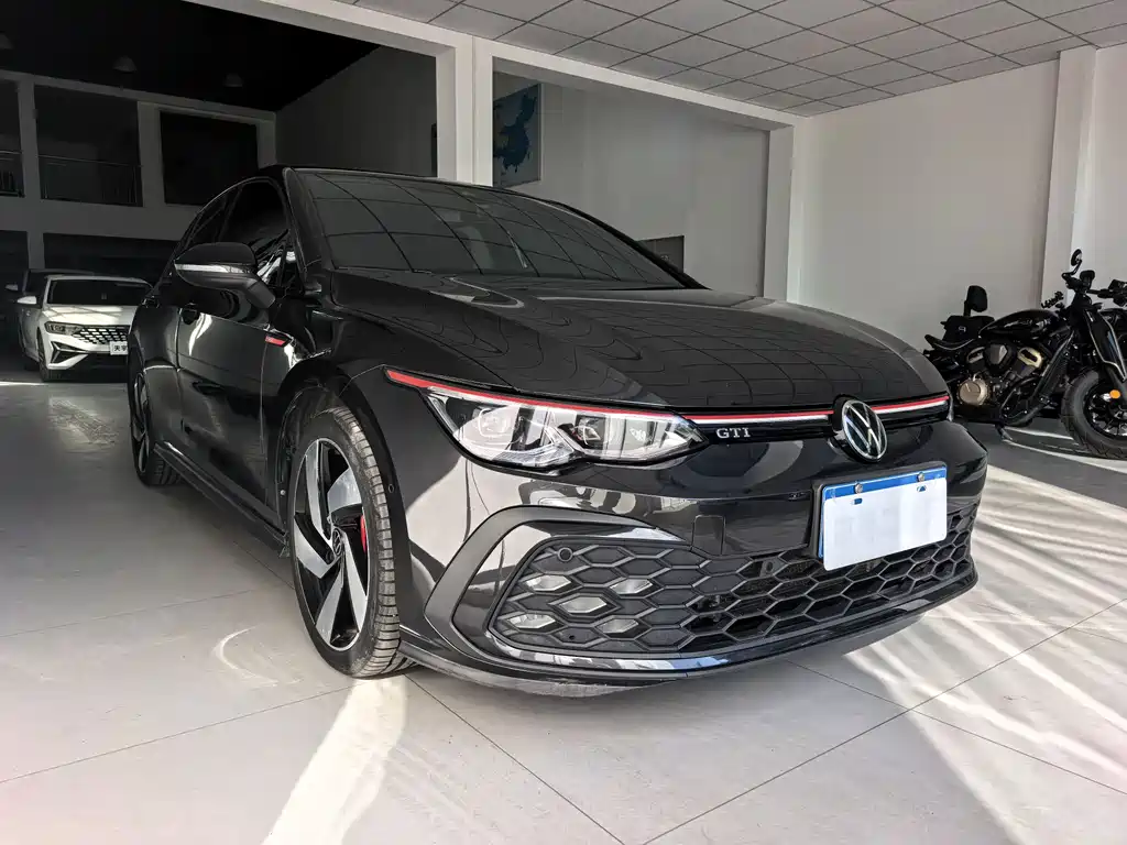Volkswagen Golf GTI — фото 3