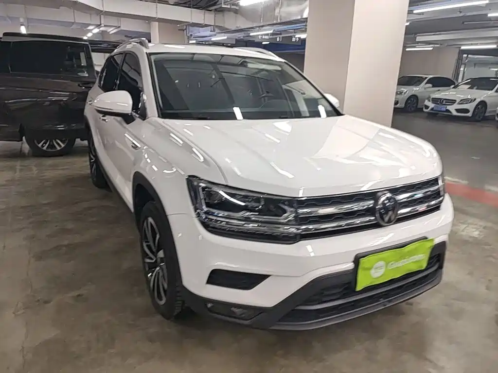 Volkswagen Tharu — фото 4