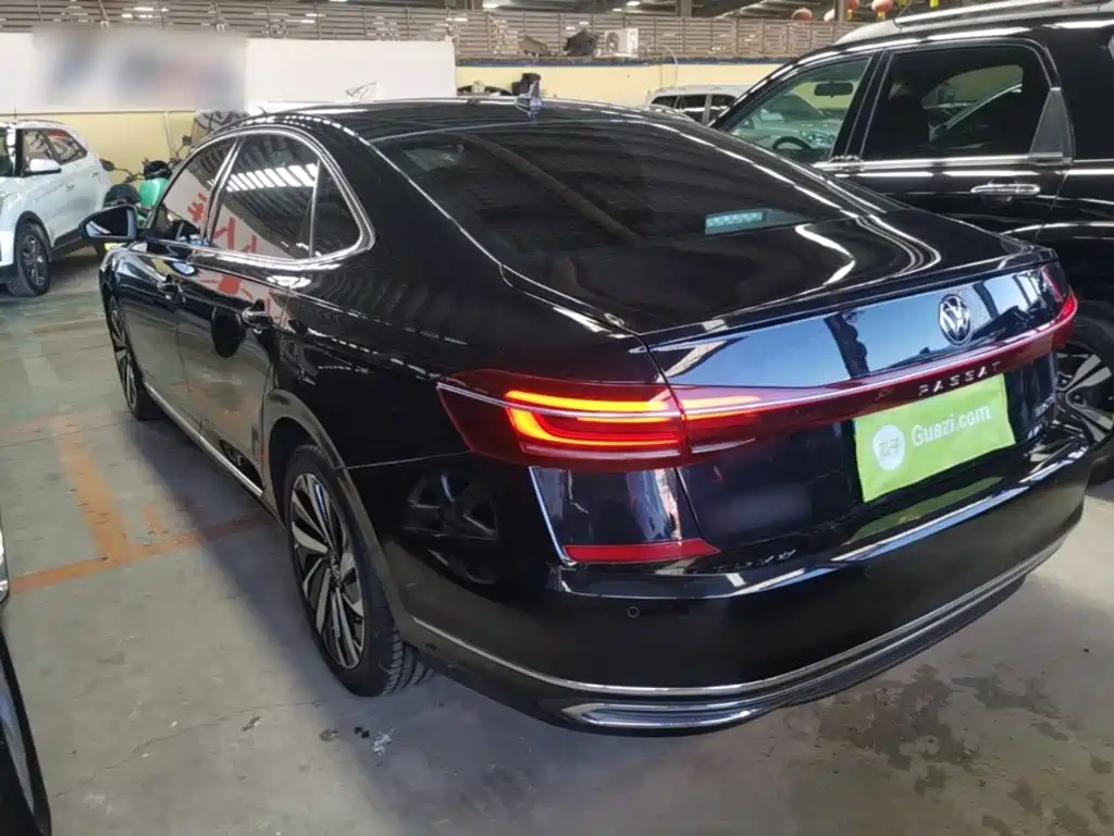 Volkswagen Passat — фото 5