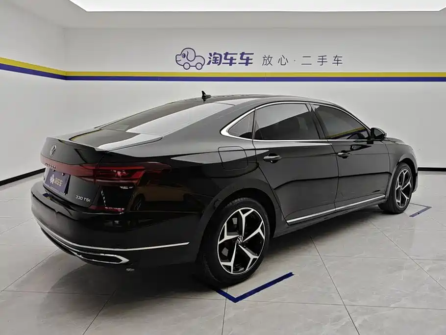 Volkswagen Passat — фото 3