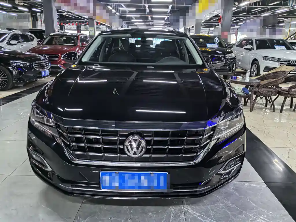 Volkswagen Passat — фото 2