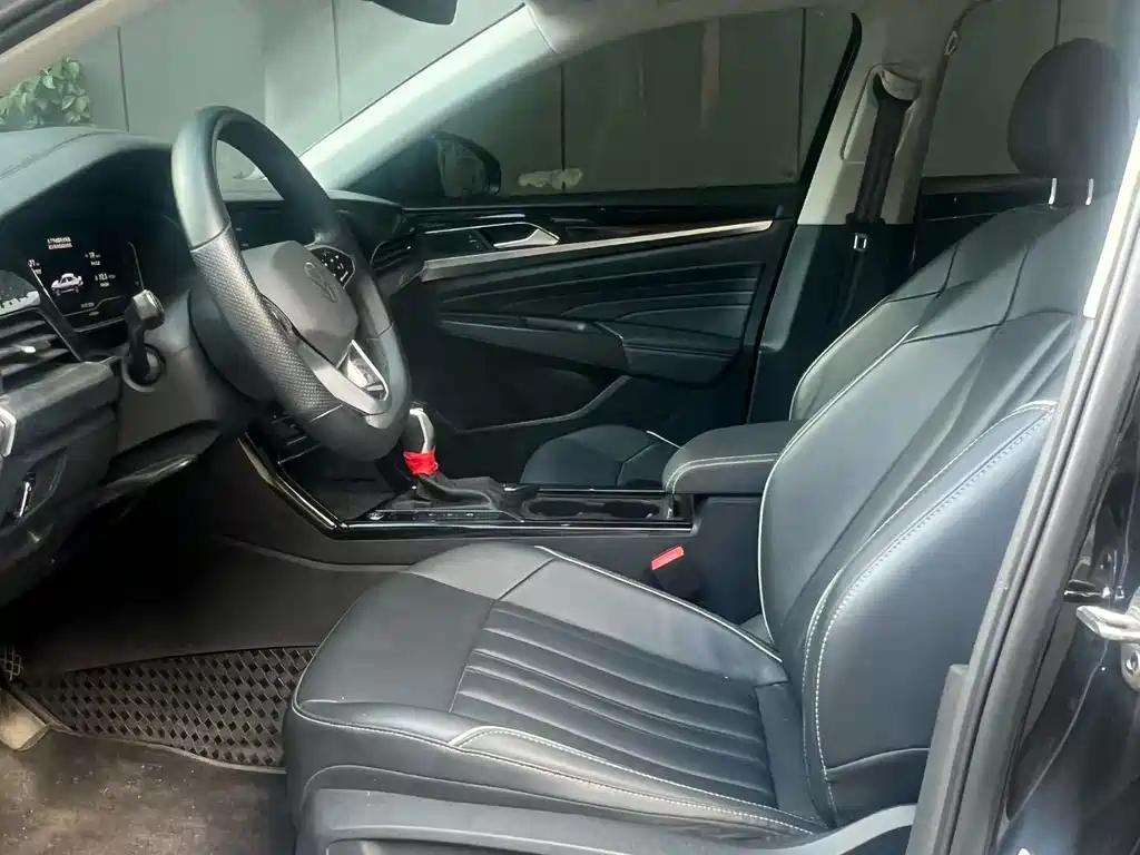 Volkswagen Passat — фото 4