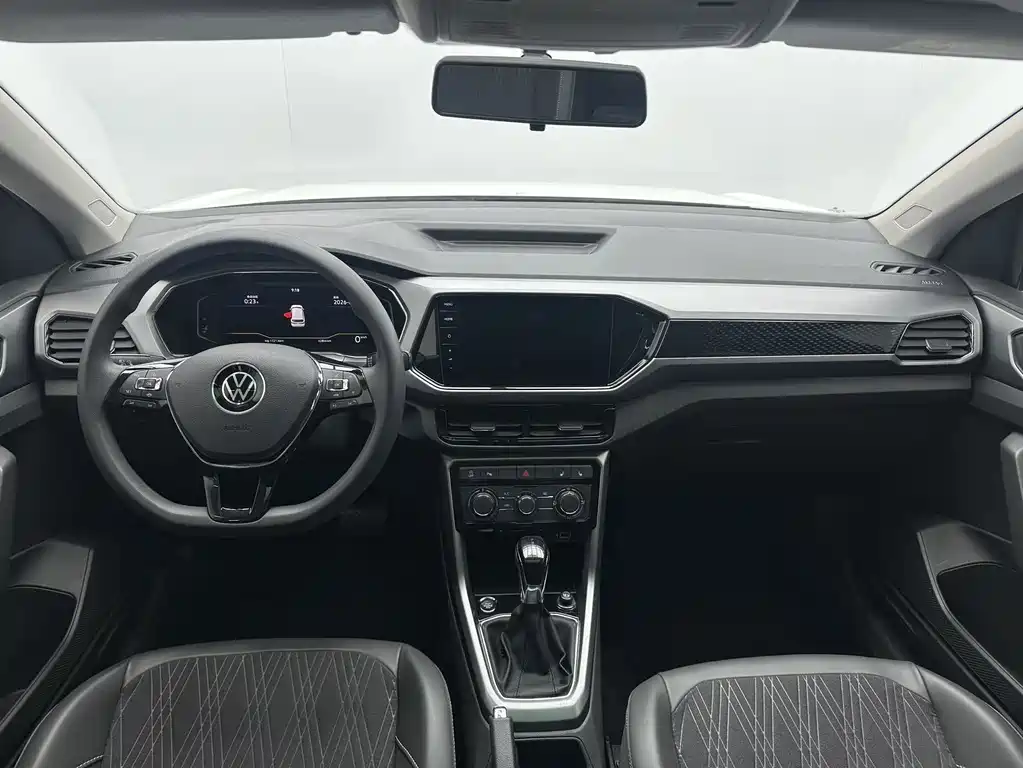 Volkswagen T-Cross — фото 6